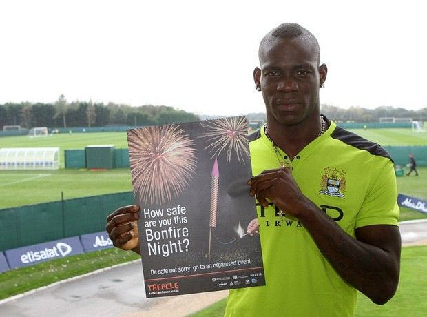 Το καμένο σπίτι του Μπαλοτέλι (PHOTOS)