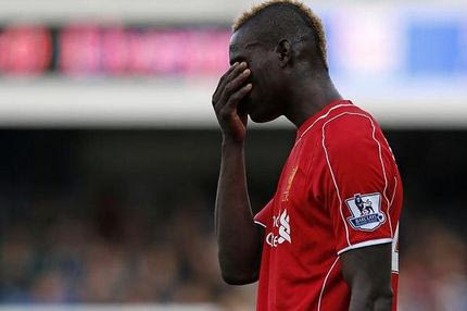 Ανταλλακτήριο φανέλας του Μπαλοτέλι (PHOTO)