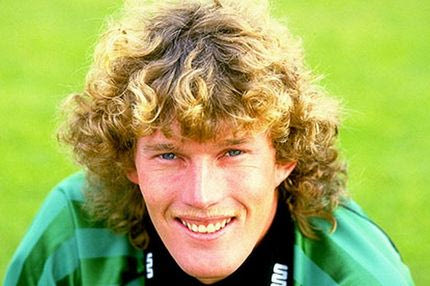 Ο 55χρονος Μπίζαντ αλλαγή σε αγώνα!