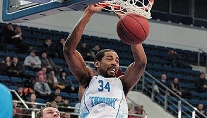 Πήρε παίκτη πριν από το ματς με τον Ολυμπιακό
