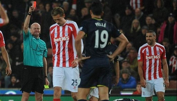 “Εγκληματικό” μαρκάρισμα από τον Κράουτς (VIDEO)