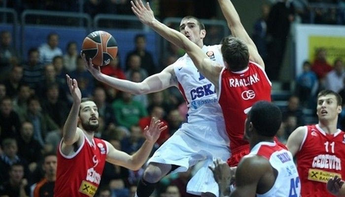 Απέδρασε με νίκη η ΤΣΣΚΑ, μεγάλο διπλό της Μιλάνο στο Μόναχο, άνετα η Μπαρτσελόνα