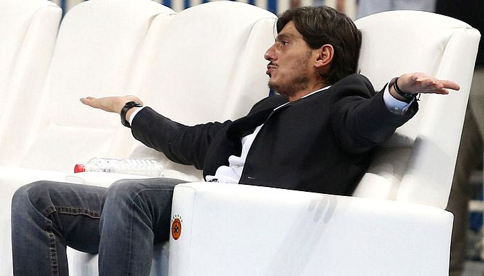 Μια συγγνώμη κύριε Δημήτρη;