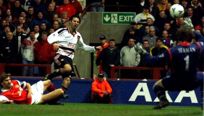 Ο Νέβιλ τρολάρει το σόλο του Γκιγκς το ’99: “Θα μπορούσε να πασάρει!” (VIDEOS)