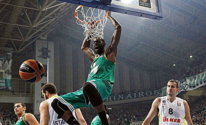 Η στιγμή της βραδιάς: Ράιτ “κόβει”, Γκιστ καρφώνει (VIDEO)