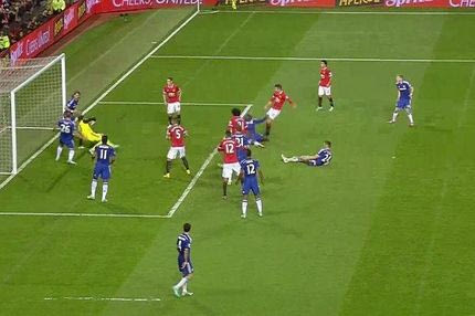 Ο Φαν Πέρσι ισοφαρίζει στο 94′ την Τσέλσι (VIDEO)