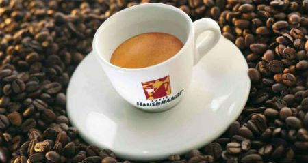 Άρωμα καφέ “espresso Hausbrandt”… για τη νέα σεζόν στο μπάσκετ