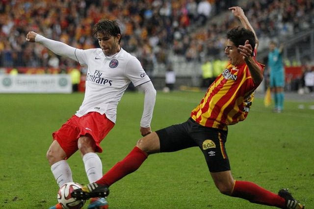 Εξαιρετικό γκολ με λόμπα από τον Μάξουελ (VIDEO)