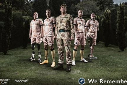 Η επετειακή φανέλα της Μίλγουολ (PHOTOS)