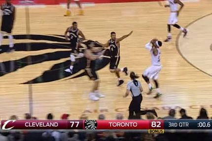 Οργασμός από buzzer beater