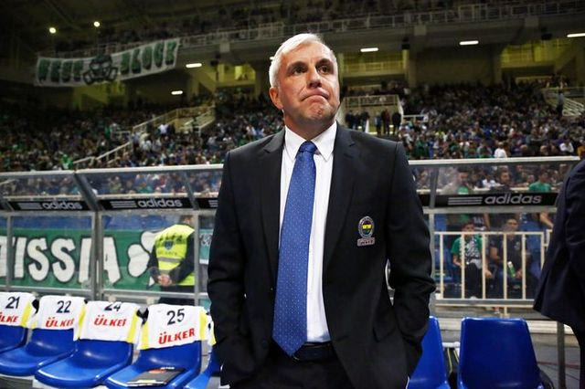 Ομπράντοβιτς: “Είμαι χαρούμενος στη Φενέρμπαχτσε, ελπίζω η συνεργασία να συνεχιστεί”