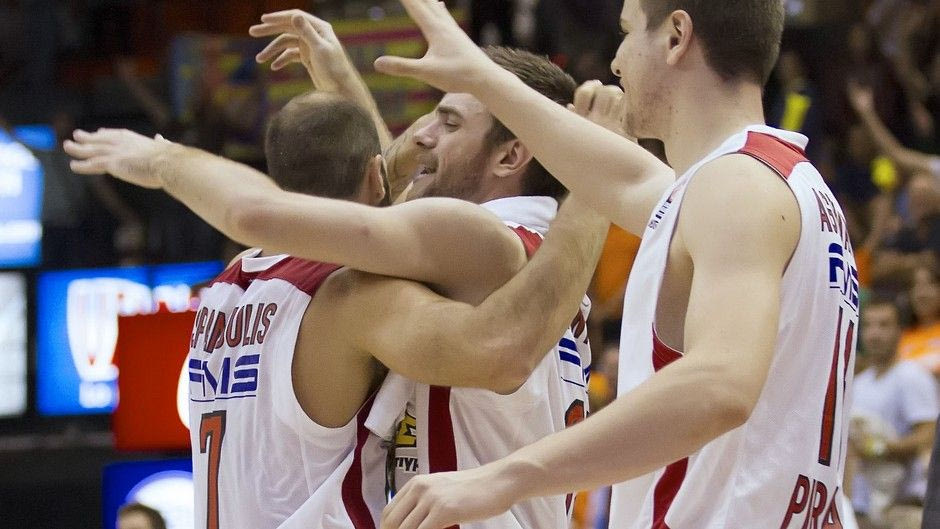 Τέσσερις νίκες και μια παραφωνία