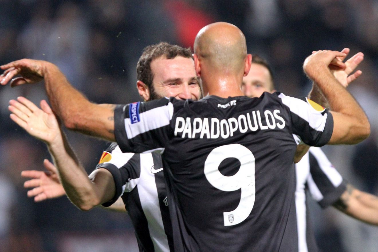 Ανοιξε λογαριασμό ο Παπαδόπουλος