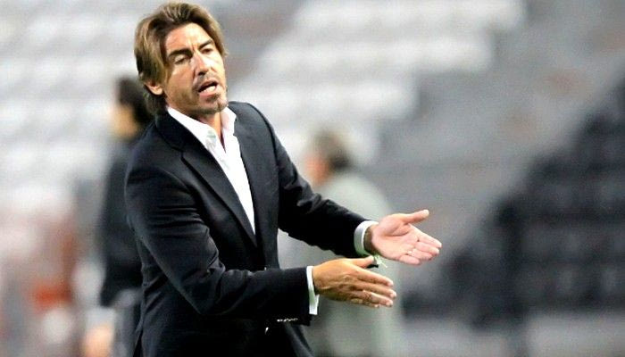 Σα Πίντο: “Τα 45 λεπτά δεν είναι αρκετά”