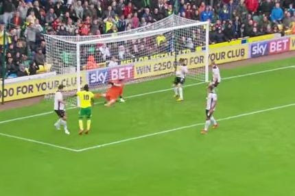 ΑΠΙΣΤΕΥΤΗ τριπλή απόκρουση τερματοφύλακα! (VIDEO)