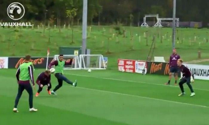 Εντυπωσιακός και στην προπόνηση ο Ρούνεϊ (VIDEO)