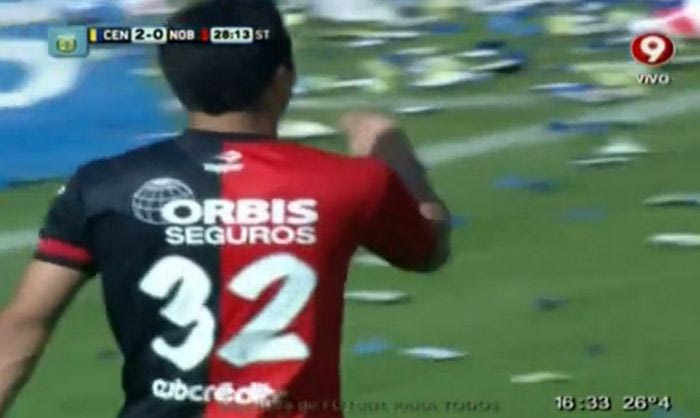 Κόκκινη για το “πόσα πήρες” στον Σκόκο (VIDEO)