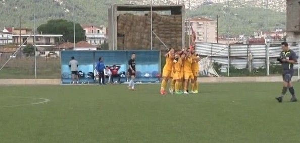 Πανηγυρική selfie με… επικαλαμίδα! (VIDEO)