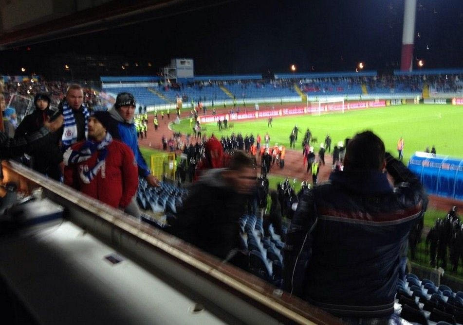 Διακοπή λόγω επεισοδίων στο Σλόβαν-Σπάρτα (VIDEO+PHOTOS)