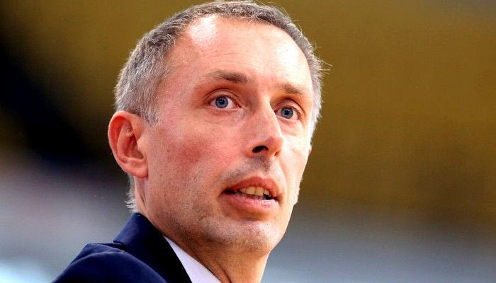 Τόμιτς: “Δεν τελειώνει ο Ολυμπιακός”. Βετούλας: “Χωρίς θέληση”