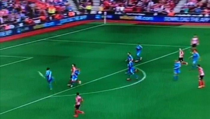 ΑΠΙΣΤΕΥΤΟ αυτογκόλ στον αγώνα Σαουθάμπτον-Σάντερλαντ (VIDEO)