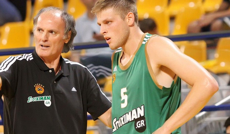 Χαραλαμπόπουλος: “Πρέπει να μάθω να ζω με την πίεση”