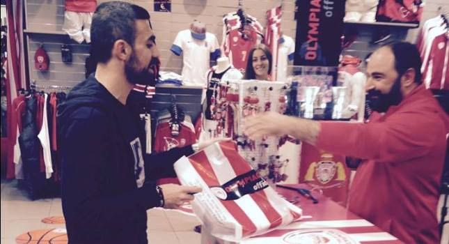 O “μπασκετικός” Μανιάτης (PHOTOS)