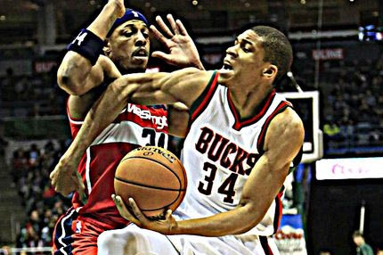 Ρεκόρ καριέρας ο Giannis, νίκη με “Παπ” οι Ρόκετς (VIDEOS)