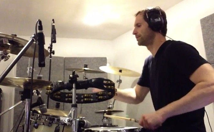 Tρομερός ντράμερ ο Τσεχ (VIDEO)