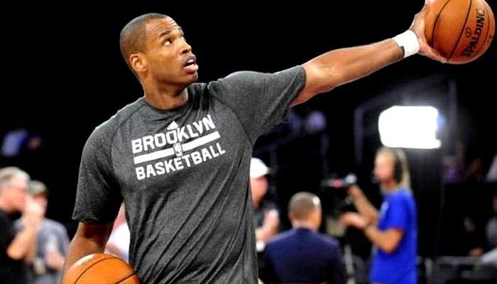 Αποσύρθηκε ο Τζέισον Κόλινς