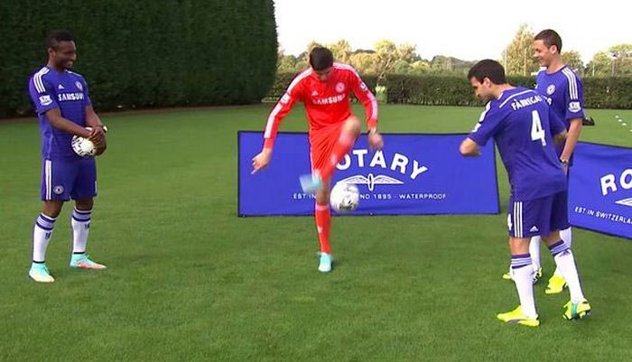 Τα “μαγικά” κόλπα του Κουρτουά (VIDEO)