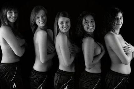 Ιταλίδες διαιτητές πόζαραν γυμνές (PHOTOS)