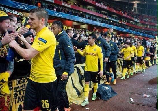 Ευχαρίστησαν έναν έναν τους οπαδούς τους (PHOTOS)