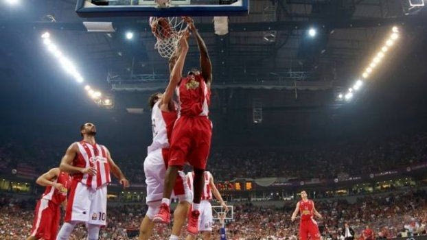 Ο Ντάνστον το κάρφωμα της βραδιάς (VIDEO)