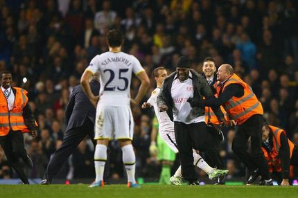 Τρεις εισβολείς έκαναν άνω-κάτω το Τότεναμ-Παρτιζάν (VIDEO)