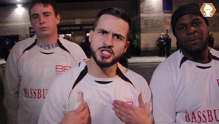 Φαρσέρ οι εισβολείς στο γήπεδο της Τότεναμ (VIDEO)