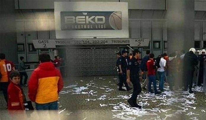 Νεκρός οπαδός του Αστέρα στην Κωνσταντινούπολη