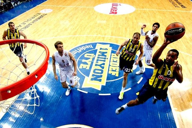 Ρεκόρ τριπόντων ο Γκούντελοκ! (VIDEO)