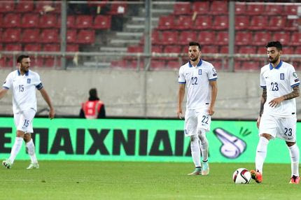 Ρε εμείς έχουμε “Greeklish football”