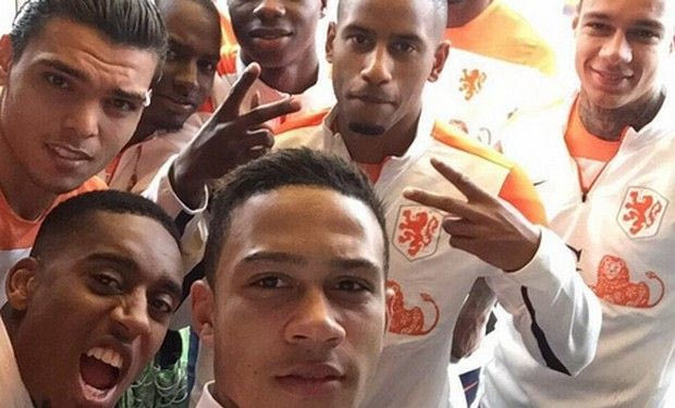 Ρατσιστική επίθεση σε παίκτες της Ολλανδίας