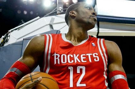 Ελέγχεται ο Χάουαρντ για τον ξυλοδαρμό του γιου του