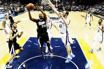 Απίθανη ανατροπή για Γκρίζλις, ιστορική νίκη για Μάβερικς (VIDEOS)