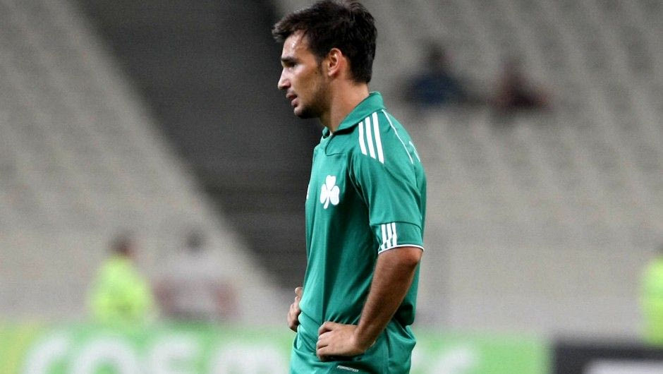 Mε Νίνη κόντρα στην ΑΕΚ