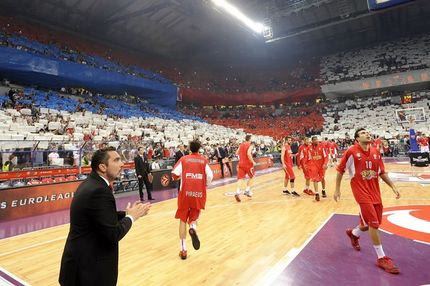 Αποθεώθηκαν οι “ερυθρόλευκοι” στο Βελιγράδι (VIDEO)