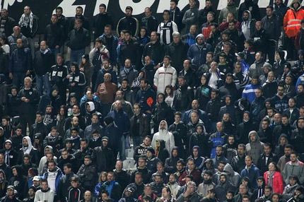 Πανό στη μνήμη του Ίβκοβιτς στη Θύρα 4