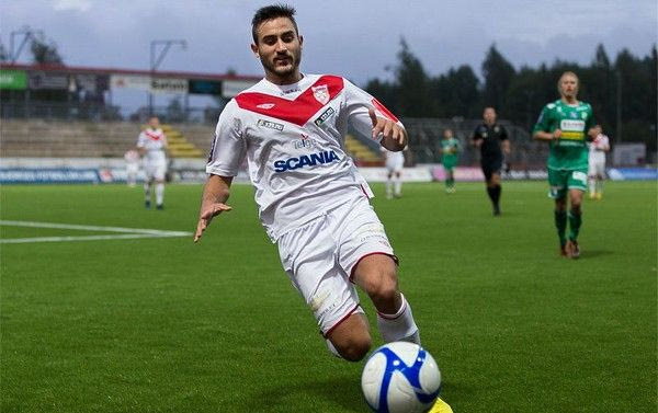 Παπαγιαννόπουλος: “Είμαι έτοιμος να βοηθήσω”