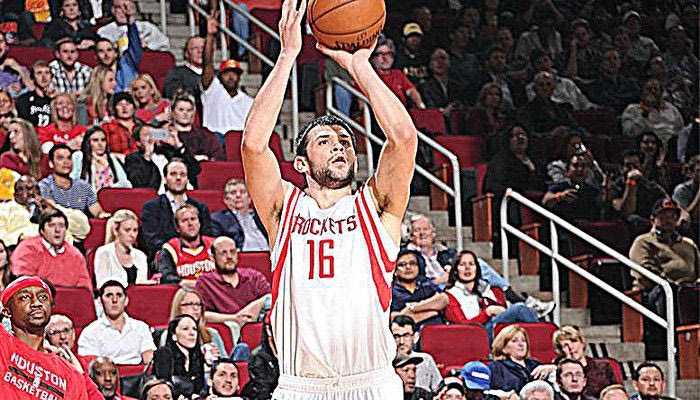 Μεγάλος νικητής ο Παπανικολάου στον ελληνικό εμφύλιο του NBA (VIDEOS)