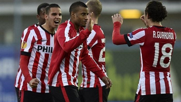 Πρόκριση με μία ημέρα καθυστέρηση για την Αϊντχόφεν