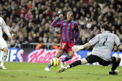 Η βραδιά που το “Μπερναμπέου” υποκλίθηκε στον Ροναλντίνιο (VIDEOS & PHOTOS)