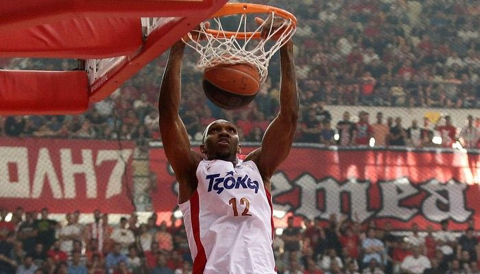 Τέλος ο Σίμονς